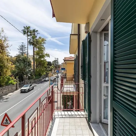 Διαμέρισμα 100 Meters From The Sea - Terrace - Parking Ντιάνο Μαρίνα